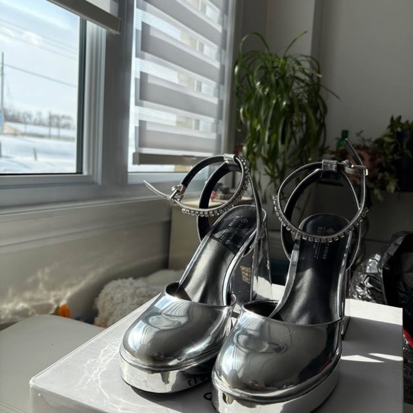 Call it Spring Silver Platform Heels - Picture 3 of 7